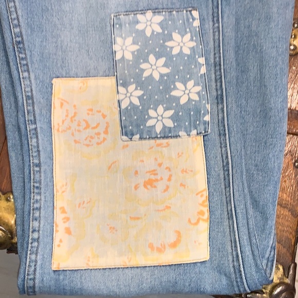 Billabong x Wrangler Flared Patch Jeans - Picture 6 of 8